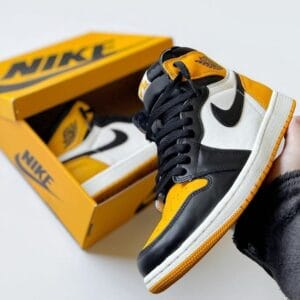 Nike Air Jordan Retro 1 Taxi Mens Original Yellow Box