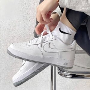 Nik_e AirForce 1 Wolf Grey