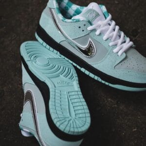 SB Dunk Low Tiffany Lobster