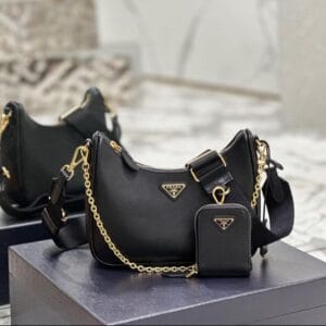 Prada Re-Edition 2005 Leather Black/Gold