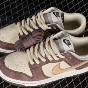 Otomo Katsuhiro x SB Dunk Low Steamboy Brown